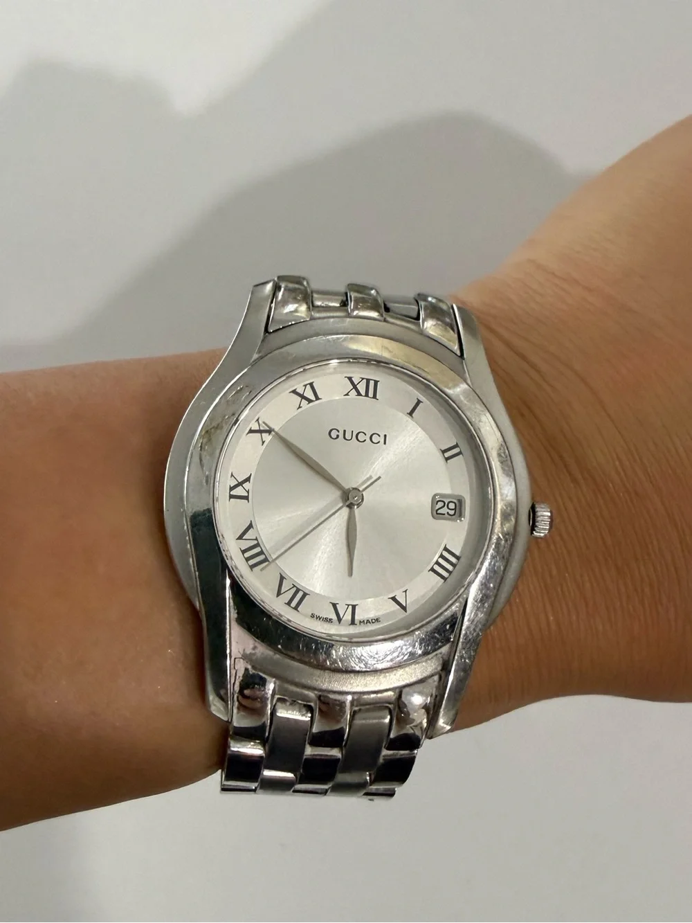 Gucci Silver Stainless Steel Watch with Roman Numerals vintage 8”